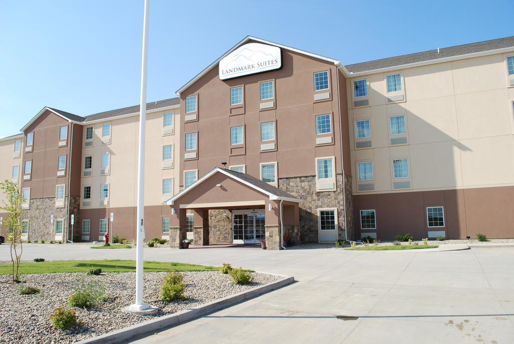 Landmark Suites - Williston Exterior foto